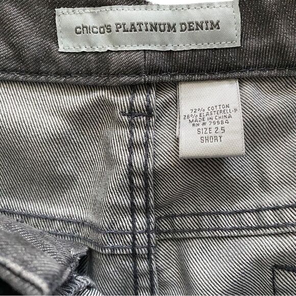 Women’s Chico’s Platinum Ultimate Fit Boot Leg Jeans size 2.5S /L/14 - Picture 4 of 9